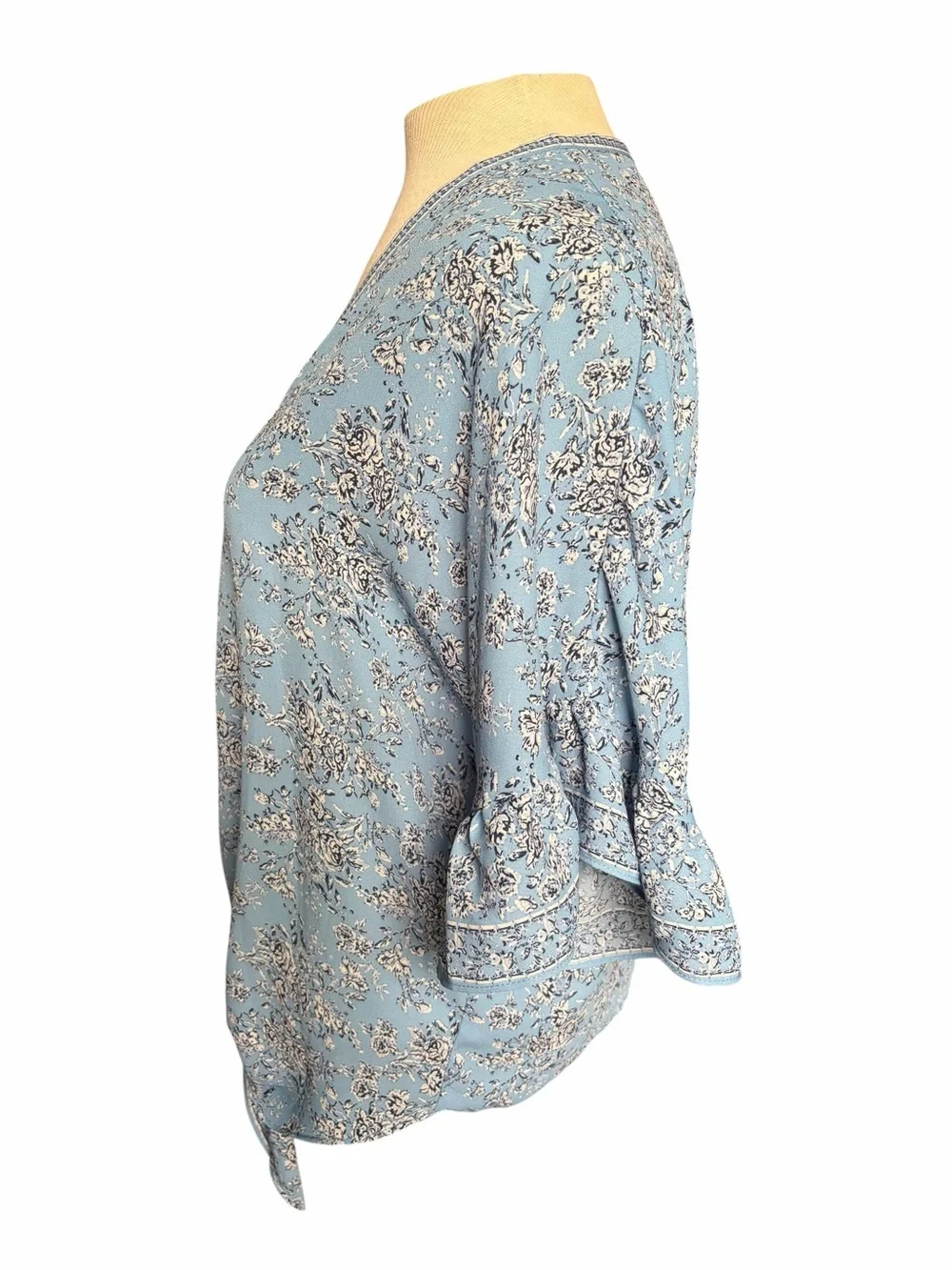 Cottagecore Floral Tie-Front Blouse - Picture 6 of 6